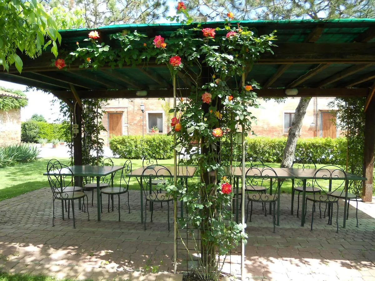 Podere Le Manzinaie Guest House Montepulciano Stazione 0*,  Italy